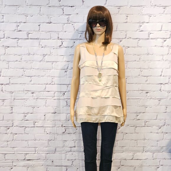 WHITE HOUSE BLACK MARKET - sleeveless layered ruffle tan coloured blouse - Picture 5 of 10